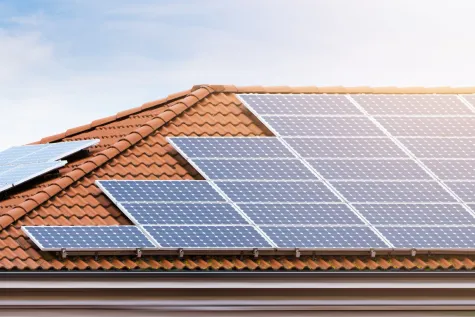 Electro smart solutions, Слънчеви електроцентрали
